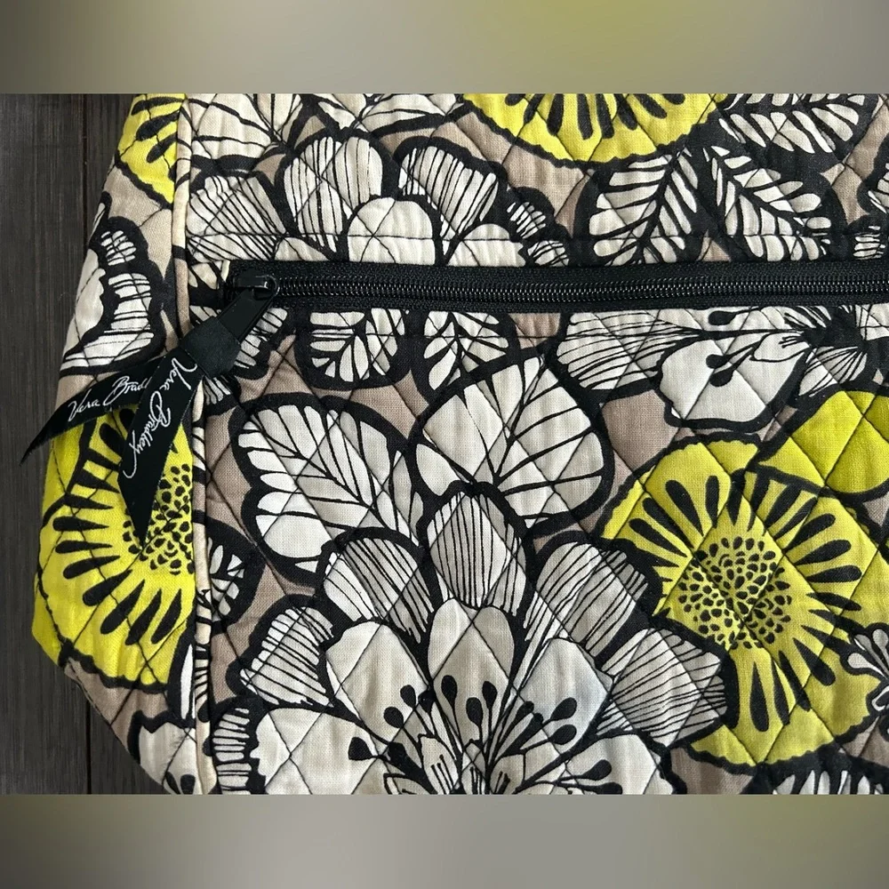 VERA BRADLEY women’s black/yellow zip purse with adjustable straps - Picture 2 of 10